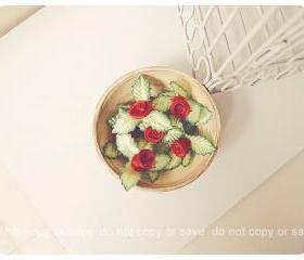 Holly Jolly leave with rose bud 