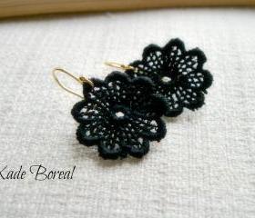 14K gold plated Lace earrings in black