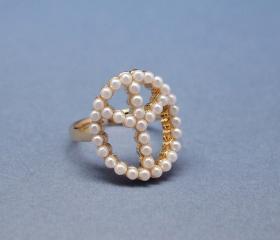 Peace sign with Pearl in Gold - Adjustable Ring