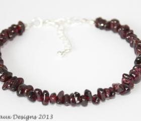 Garnet chip bracelet