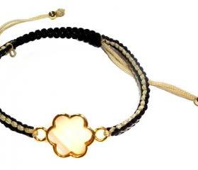 Beige and black four leaf clover macrame bracelet