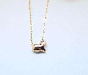 Puffy Heart Necklace in Gold