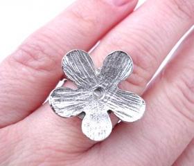 Silver Flower Ring, Jewelry for her, Adjustable, Silver Plated