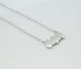 Dark night Batman necklace in Silver