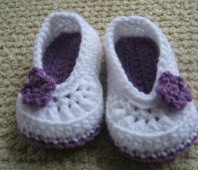 Crochet Baby Slippers Purple and White with Flower