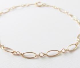 Simple Bracelet, 14kt Gold Filled Bracelet, Gift for Her