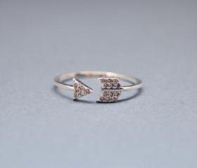 Arrow ring with Rhinestone in silver- Adjustable Ring