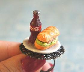 coke and sandwich ring
