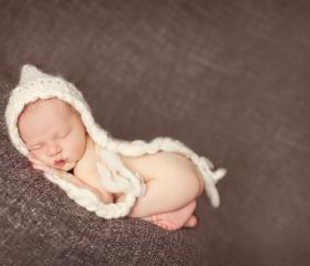 {dreaming bonnet} in natural & grey