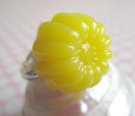 Yellow Jelly Pudding Ring