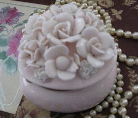 Porcelain Heart Shaped Trinket Box Vintage