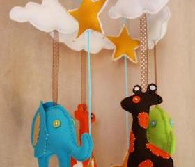 BOO!beloobie Jungle Baby Mobile with Giraffe, Elephant, Cloud and Star detail in Blue, green, chocolate brown, yellow and cream